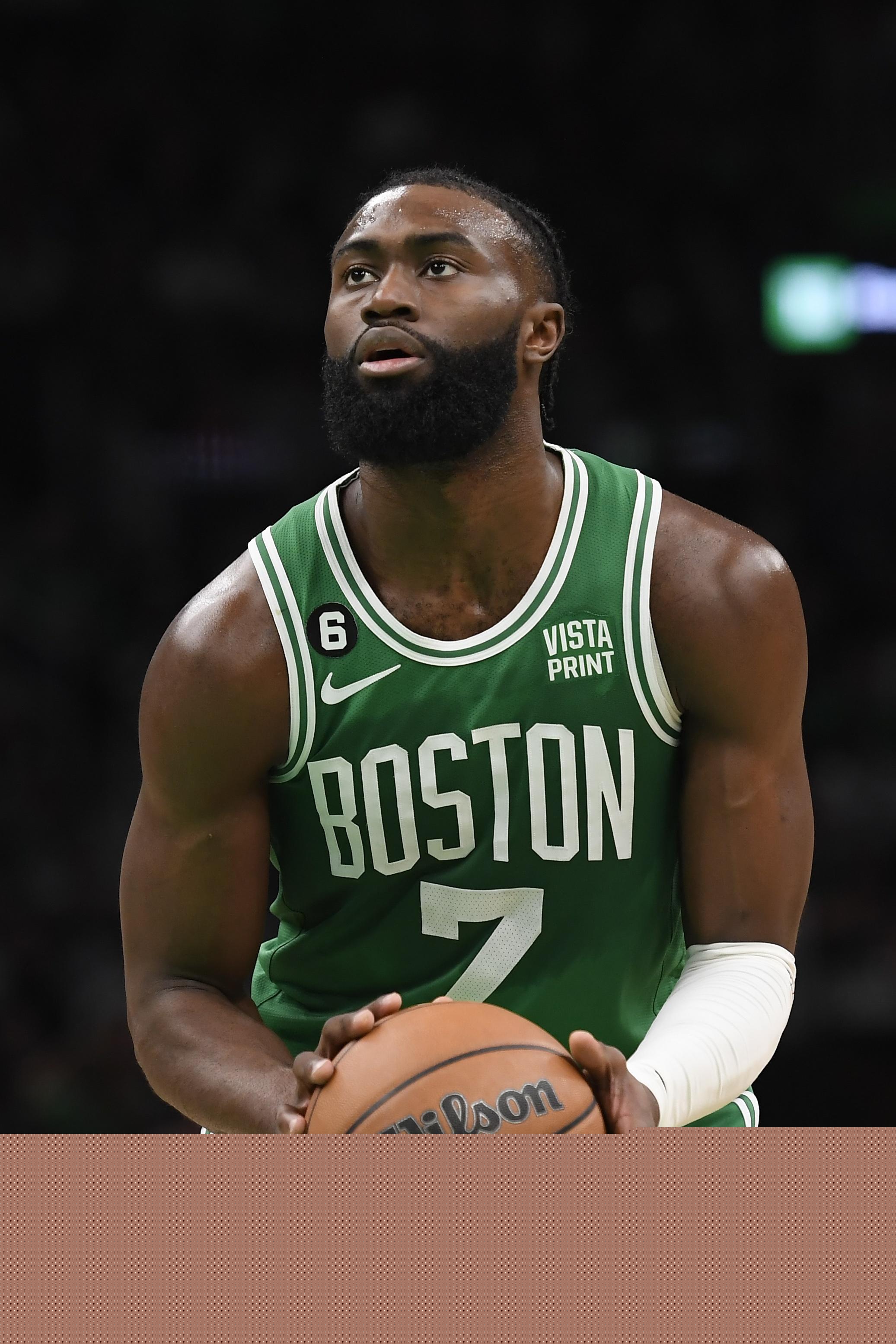 英超前瞻：切尔西寻求走出不胜怪圈，埃弗顿抢分势头强劲（英超前瞻：切尔西力争止住不胜颓势，埃弗顿抢分势头正旺）