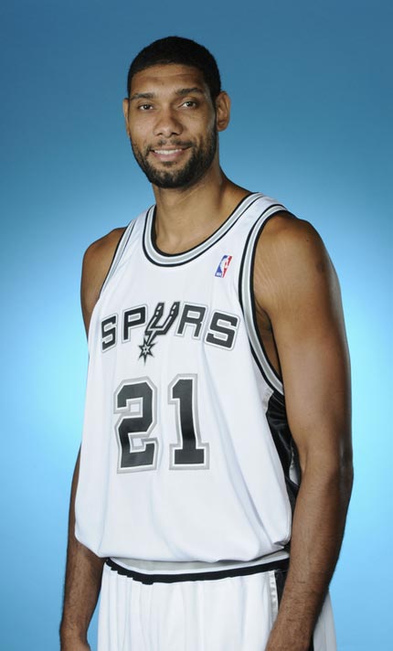 拉拉维亚：我们今天很拼但就是投不进 三分38中6&罚球还罚丢7个（拉拉维亚：拼劲十足却手感冰凉，三分38投仅6中、罚球也丢了7个）