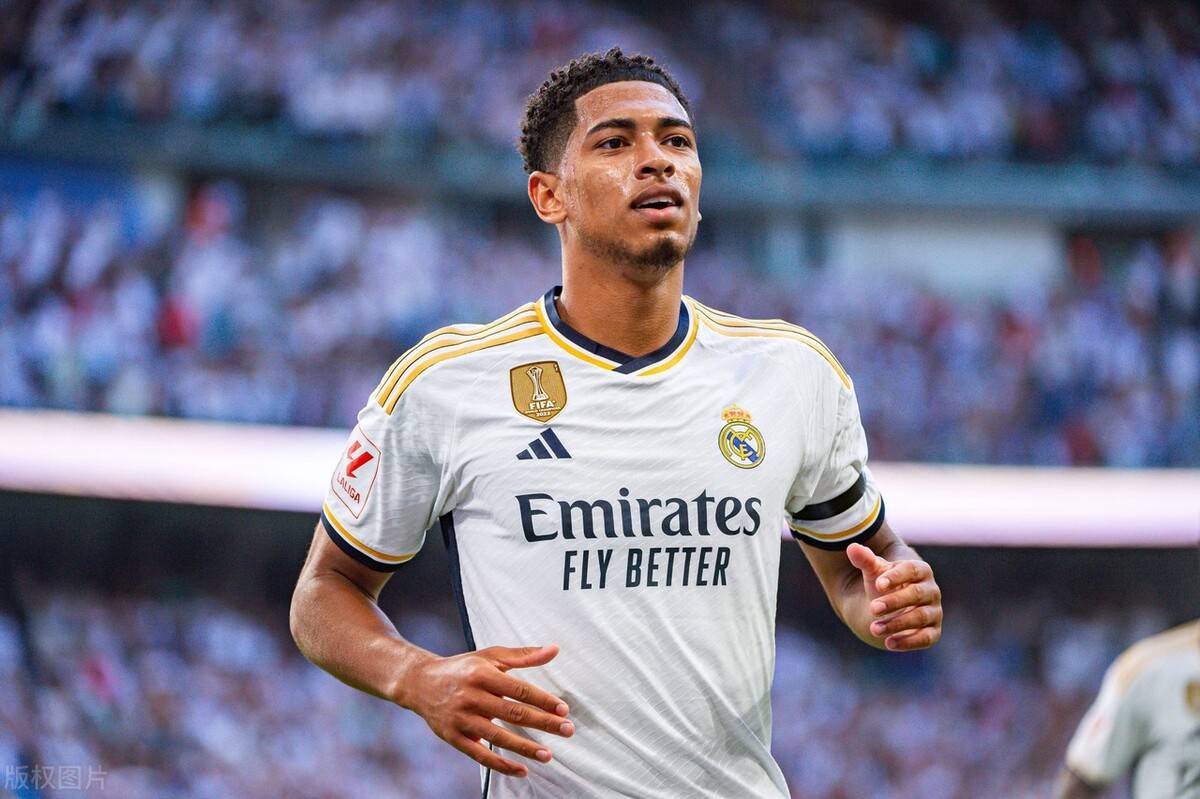 2025中国足协杯观赛之旅：河南队队史首进决赛虽败犹荣（2025中国足协杯观赛记：河南队队史首次闯入决赛，惜败仍光荣）