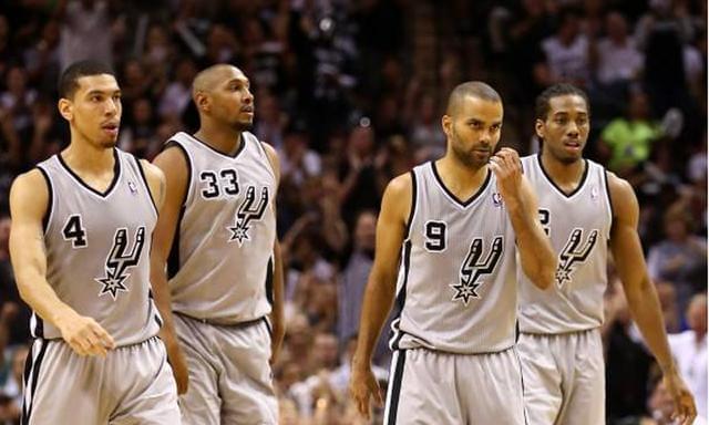 弗鲁米嫩塞官方：蒂亚戈·席尔瓦已正式完成解约手续（弗鲁米嫩塞官宣：蒂亚戈·席尔瓦已完成解约手续）