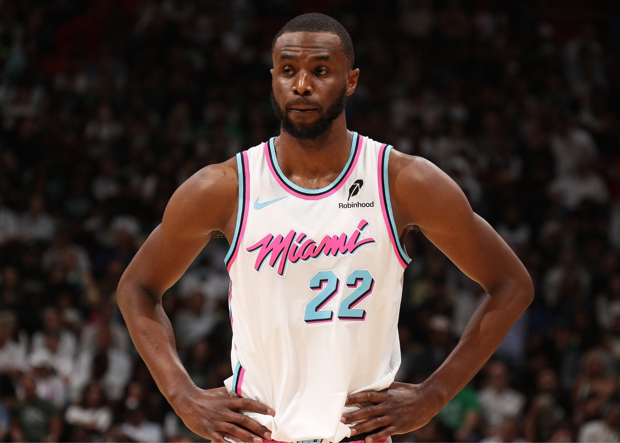 弗格森：回苏格兰比赛像在主场一样，为今晚的表现感到高兴（弗格森：重返苏格兰宛如主场，今晚的发挥让我欣喜）