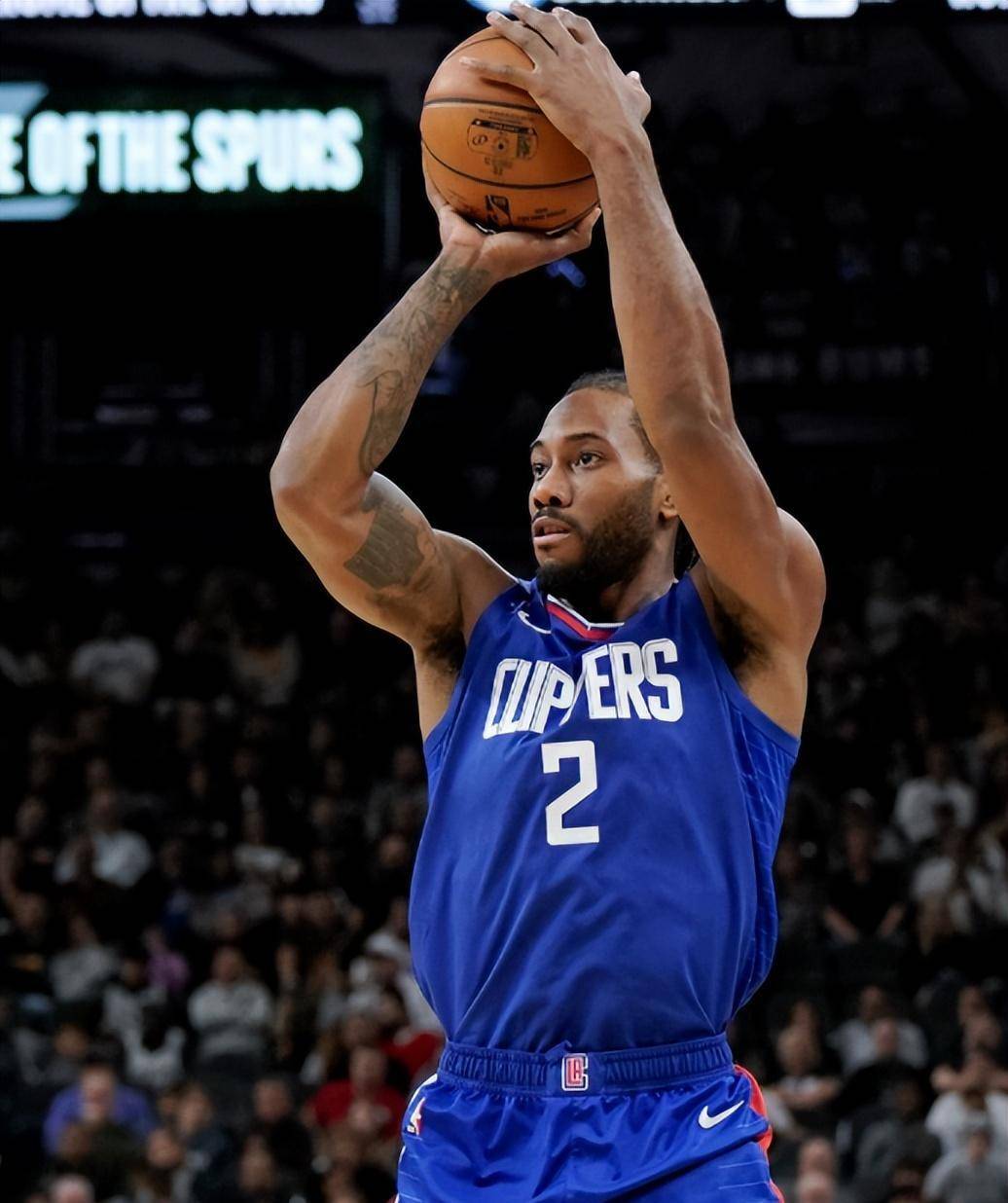 带不动！杰伦·约翰逊近5场场均拿28.0分13.6板10.8助（无力回天？杰伦·约翰逊近5战场均28.0分13.6板10.8助）