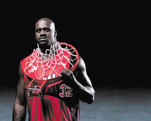 篮球盛宴：文班肆虐内线，哈滕与杰伦威的巅峰对决（燃爆球场：文班统治禁区，哈滕与杰伦威上演终极对决）