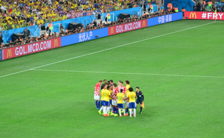 NBA竞争激烈，强者生存法则（NBA群雄逐鹿：适者生存之道）