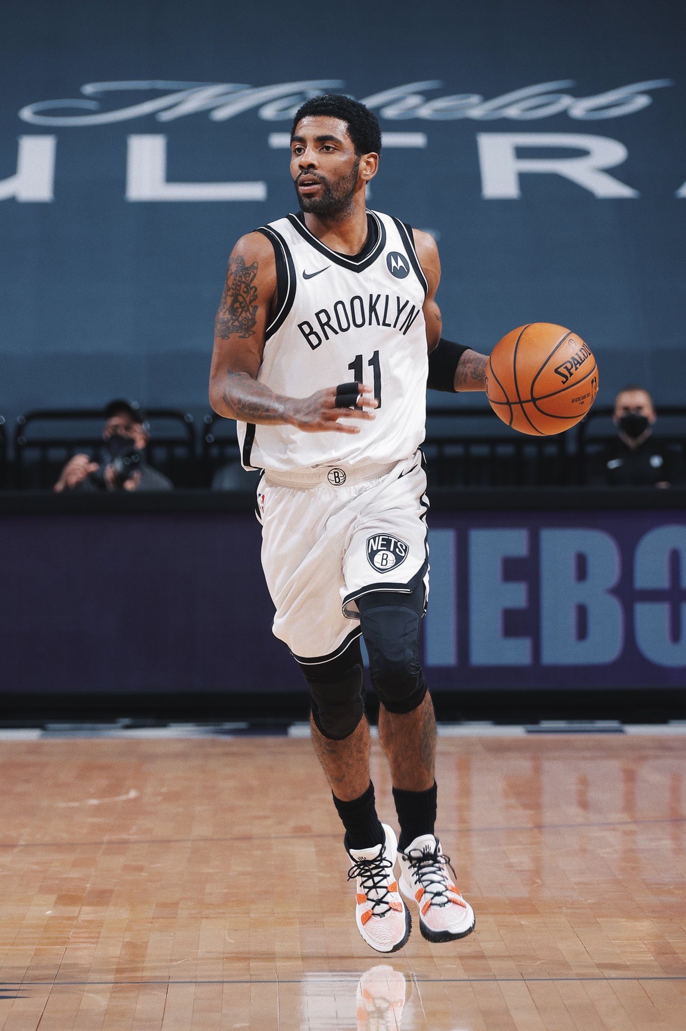 马丁内利：成为圣诞冠军的感觉很棒；有机会就陪在热苏斯身边（马丁内利：圣诞称霸感觉太棒；有机会就与热苏斯并肩作战）