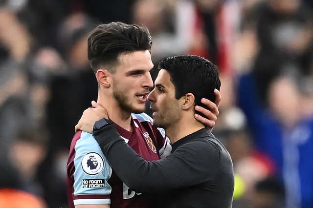 媒体人谈邵佳一：当年克林斯曼带德国前的履历更是一张白纸（媒体人谈邵佳一：克林斯曼执教德国队前履历几近空白）