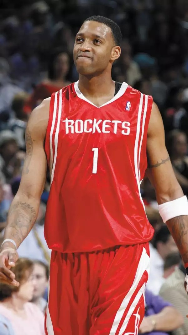 西甲半场：鲁文·加西亚传射，奥萨苏纳2-0莱万特（西甲半场战报：鲁文·加西亚传射建功，奥萨苏纳2-0领先莱万特）