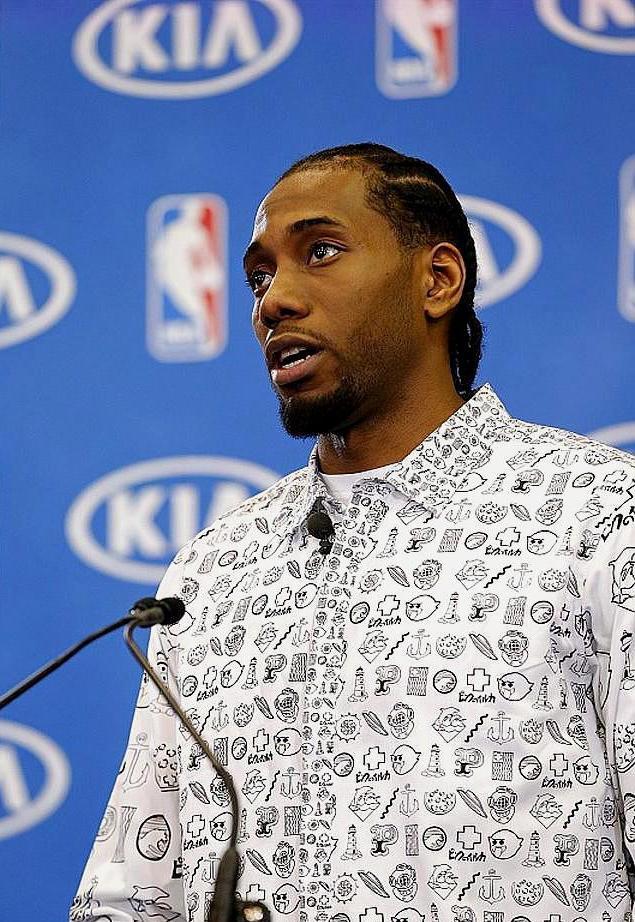 35岁以上砍下30分5助攻次数：詹姆斯104次遥遥领先，KD33次（35岁以上单场30分+5助攻次数榜：詹姆斯104次断层领跑，杜兰特33次）