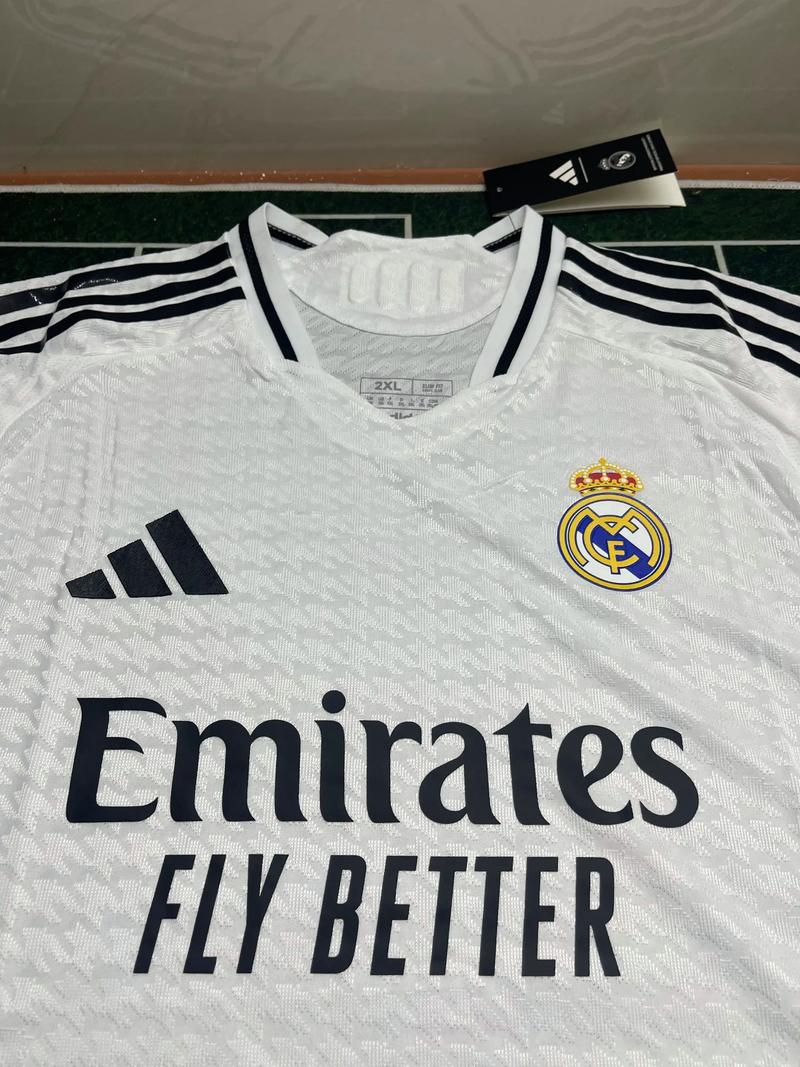 申花vs神户：米内罗、特谢拉首发，吴曦、马纳法出战（申花战神户：米内罗、特谢拉先发，吴曦、马纳法登场）