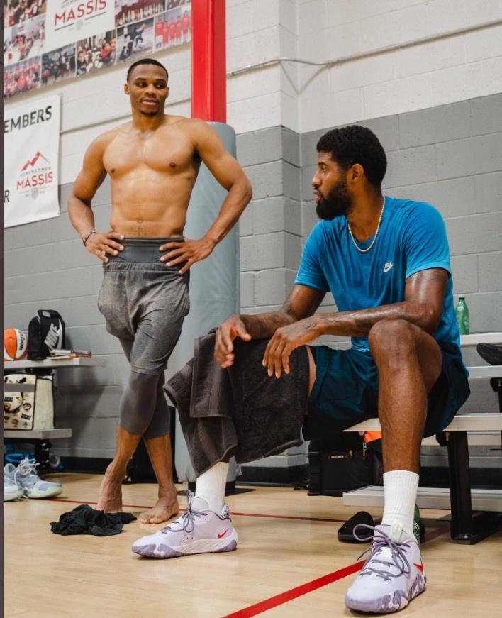 泰晤士报：曼城与利物浦抢人，明夏后防引援瞄准格伊（泰晤士报：曼城、利物浦明夏补防，目标锁定格伊）