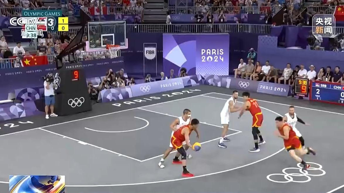 跟队记者：尤文仍在关注帕尔马中场贝尔纳韦（跟队记者：尤文图斯持续关注帕尔马中场贝尔纳韦）