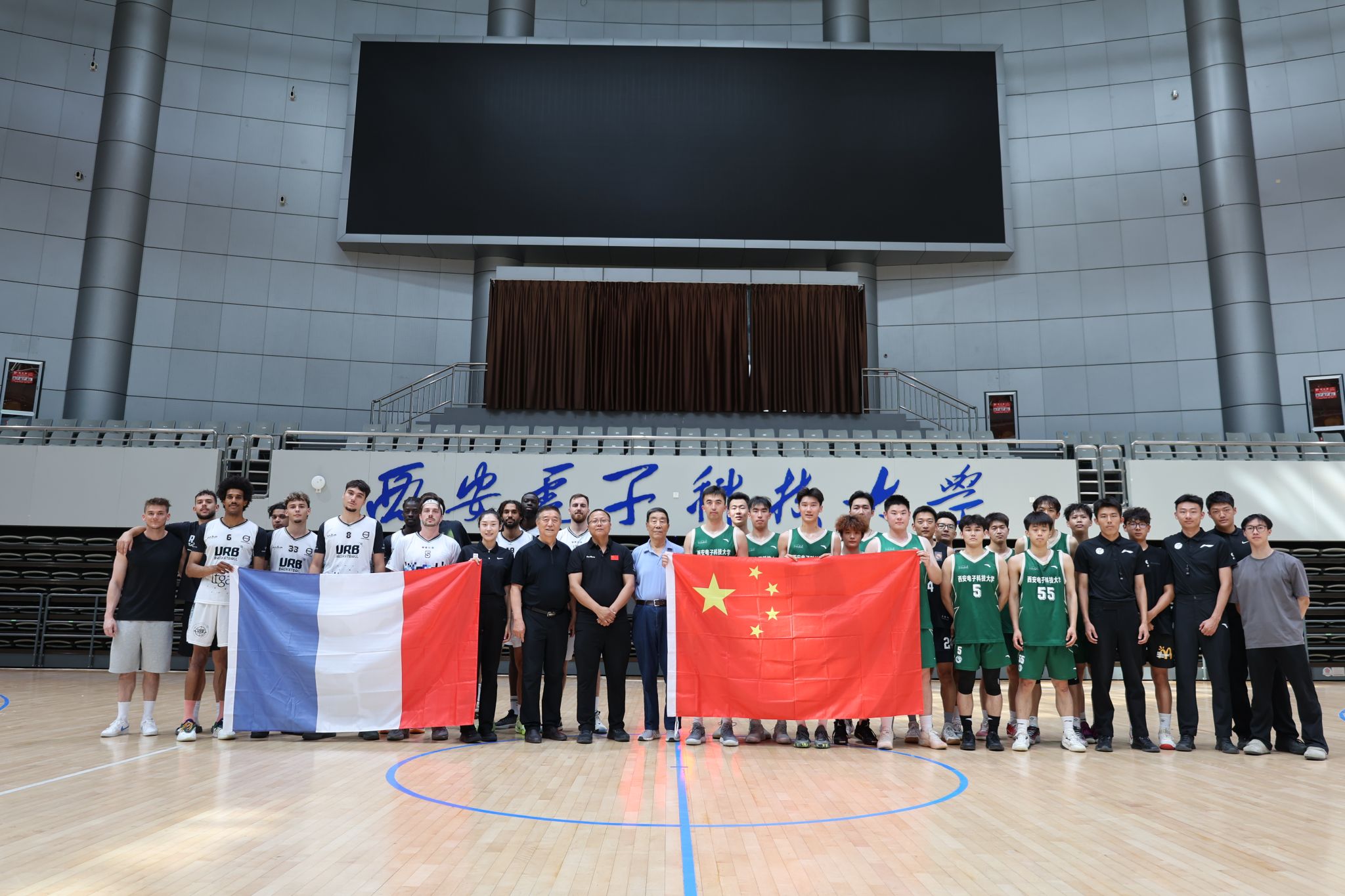 梅西：将为卫冕世界杯而战（梅西：剑指世界杯连冠）