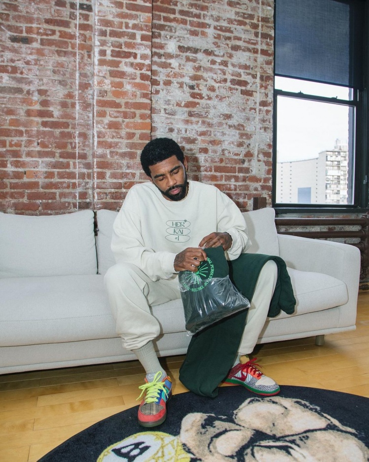 马刺主帅：虽然出场时间受到限制，但文班全力投入毫无保留（马刺主帅：文班上场时间受限仍全情投入）