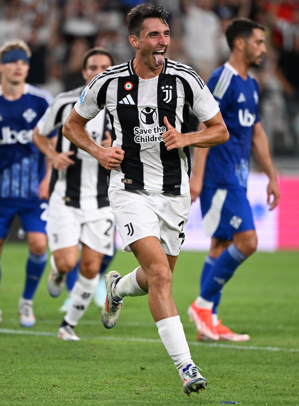 迈克·布朗：以布伦森的身体条件来看，他几乎没有犯错空间（迈克·布朗：布伦森的身体条件决定了他几乎没有容错空间）