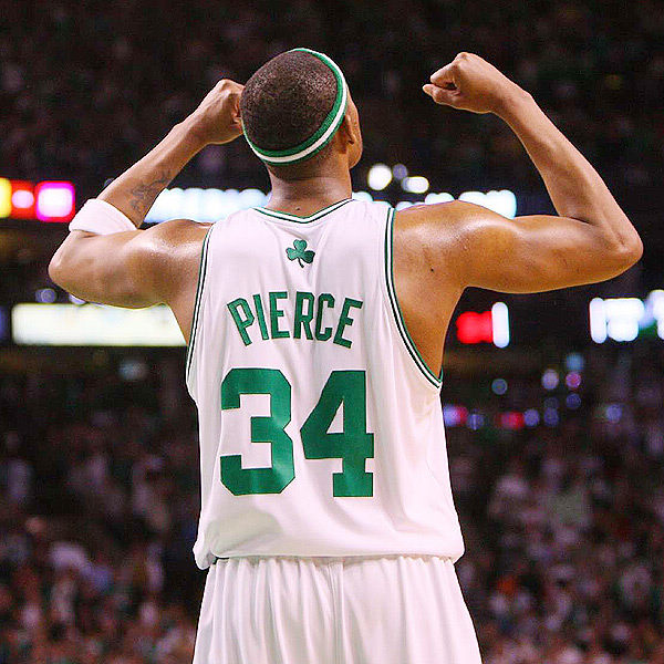 曼城险胜富勒姆 哈兰德创造纪录福登火力全开助蓝月亮锁定三分（曼城险过富勒姆：哈兰德破纪录，福登爆发助蓝月亮全取三分）