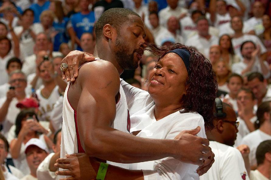 英超-曼联VS纽卡：头号射手去了非洲杯，危难方显真红魔（英超丨曼联战纽卡：头号射手征战非洲杯，逆境见真红魔）